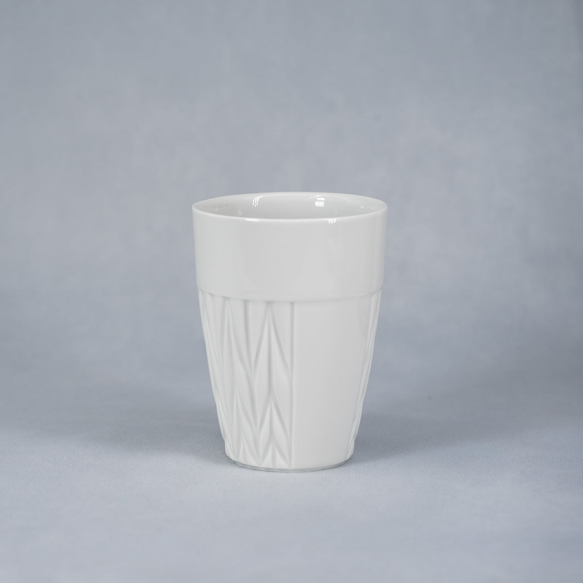 EM-PORZELLAN BECHER SOLO CUSHION free XL